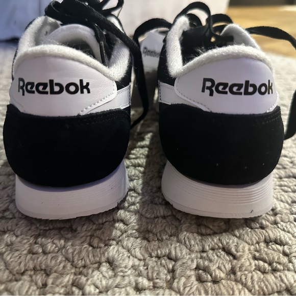 Reebok Women's Black and White Classic Nylon Sneakers - Picture 6 of 7